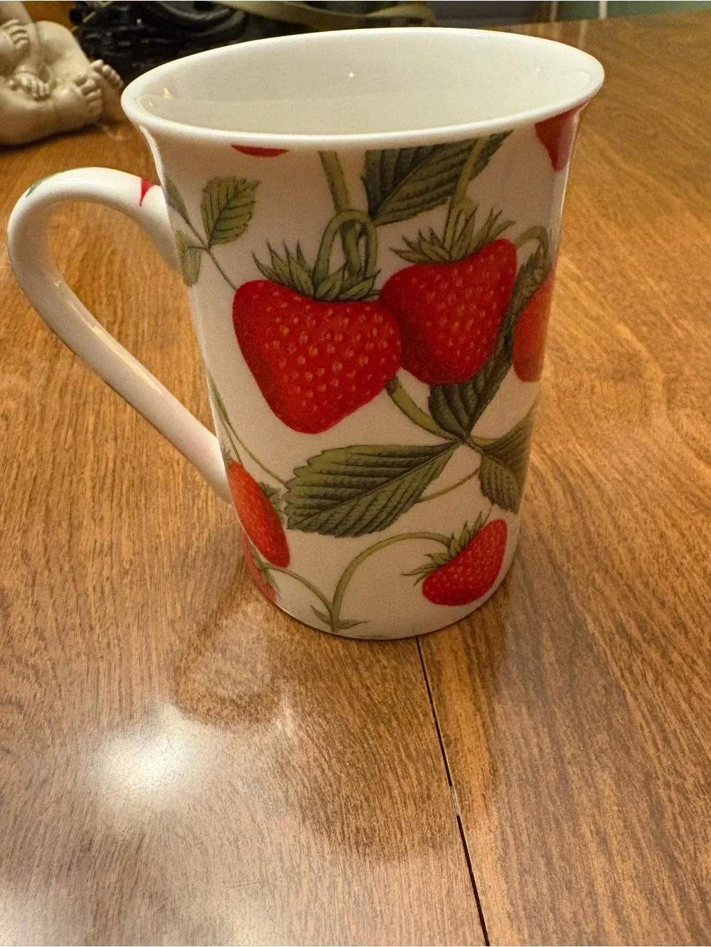 Strawberry-Pattern Ceramic Mug in White and Red